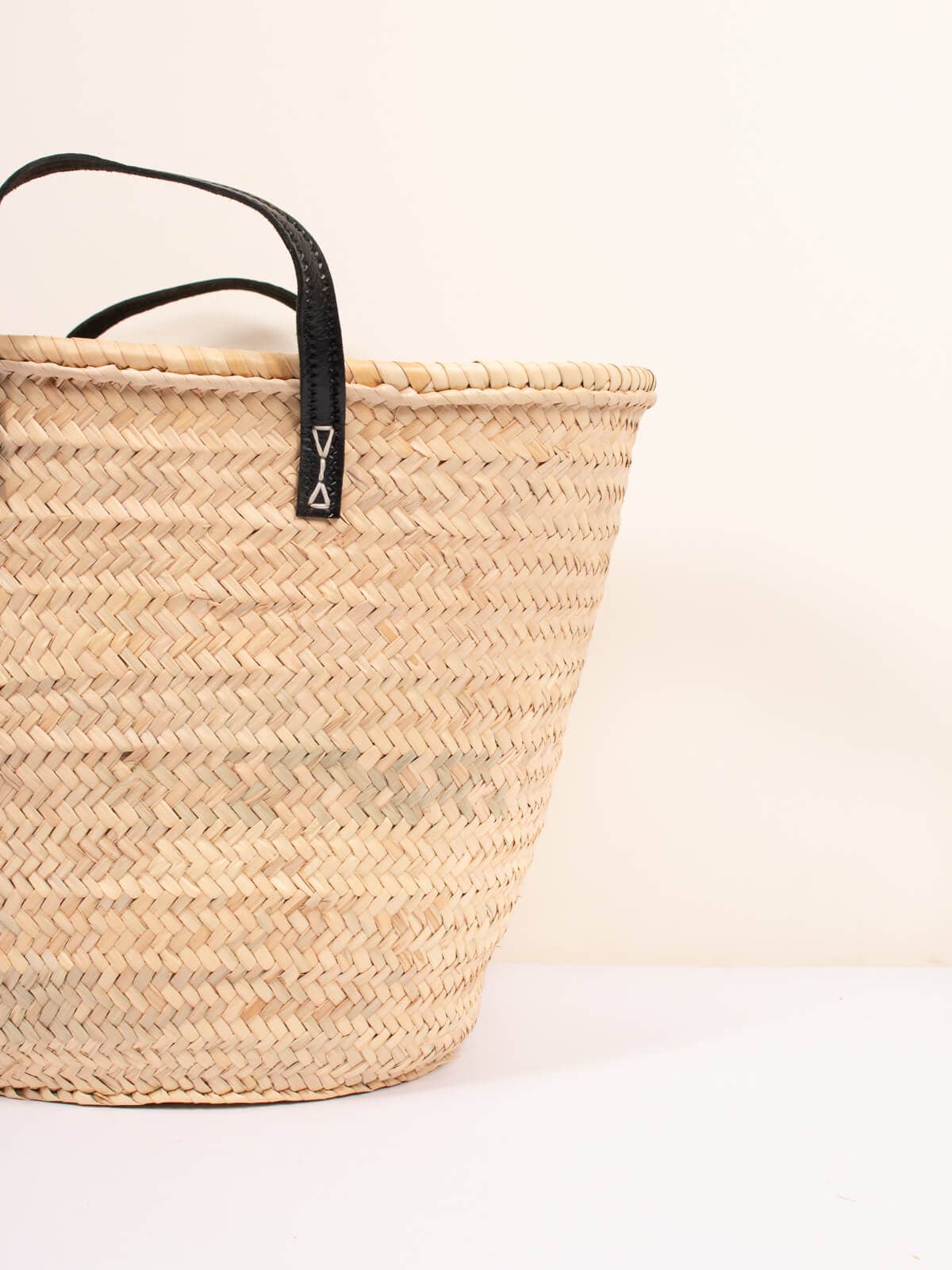 Parisienne Basket, Black