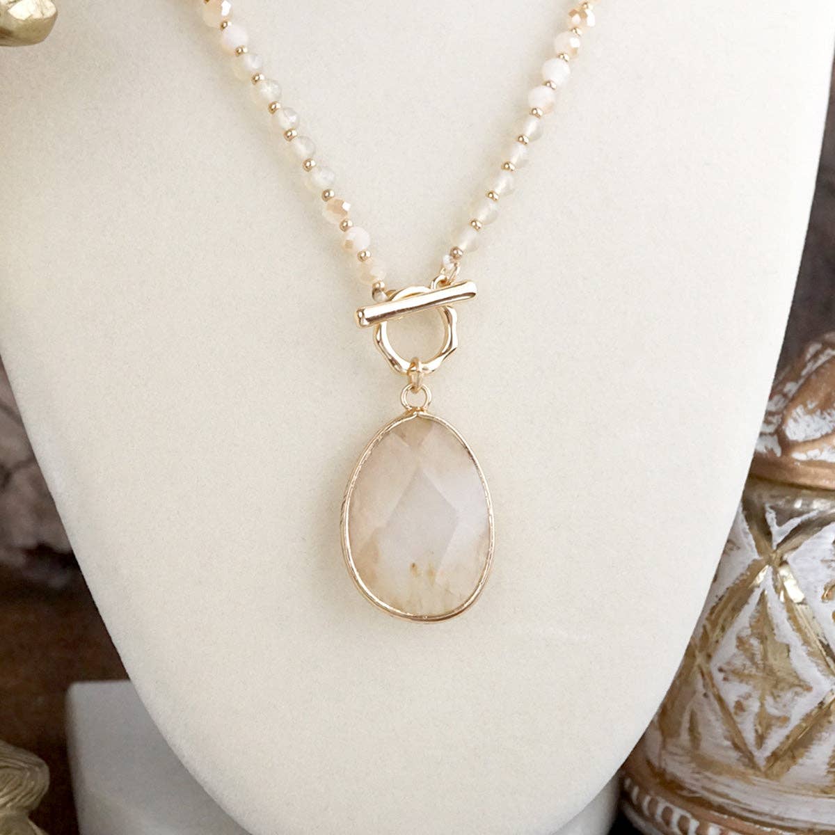 Short Beaded Necklace with Semi-Precious Teardrop Stone Pendant: Gray