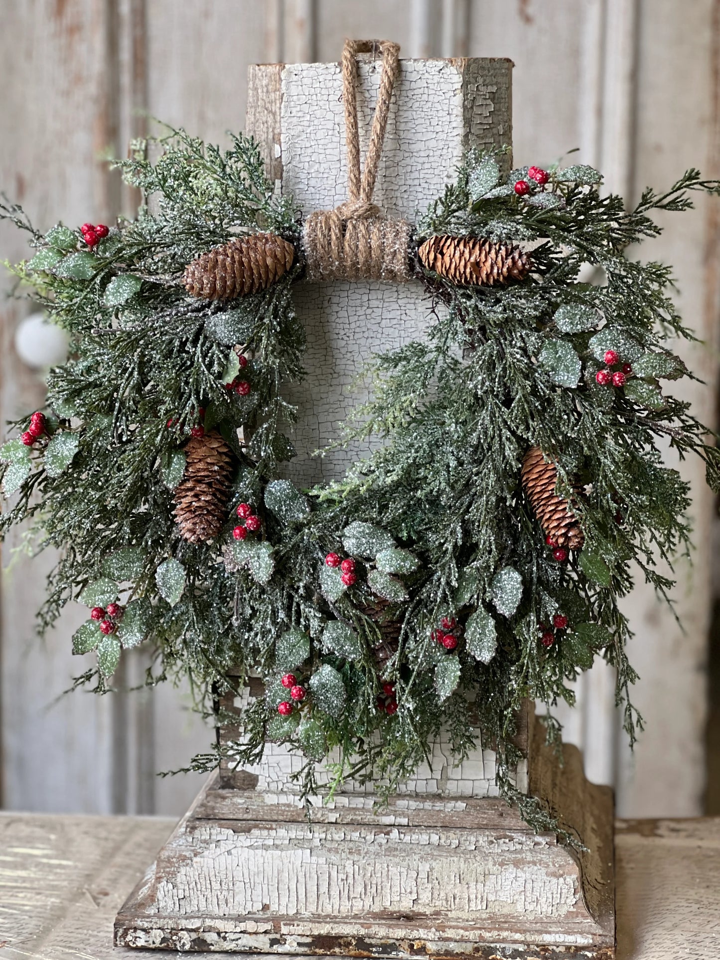 20"-holly hill cedar hanging wreath