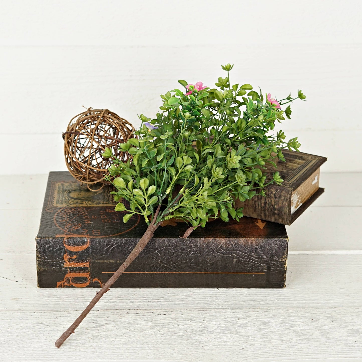 19" Bush-Boxwood w.Spring blossoms