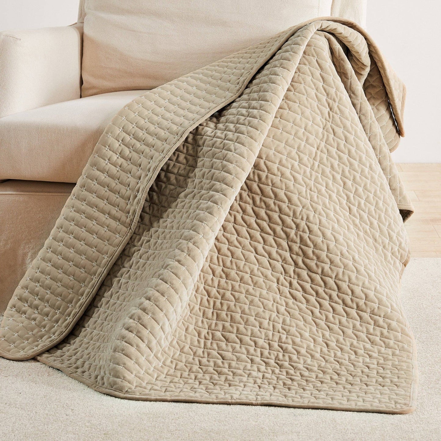 Green-Velvet Stitch Quilted Throw