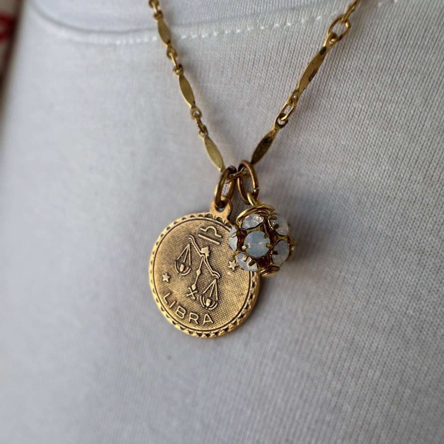 Zodiac Necklace with Gemstone Bead - Choice of Gemstone: Sapphire / Capricorn