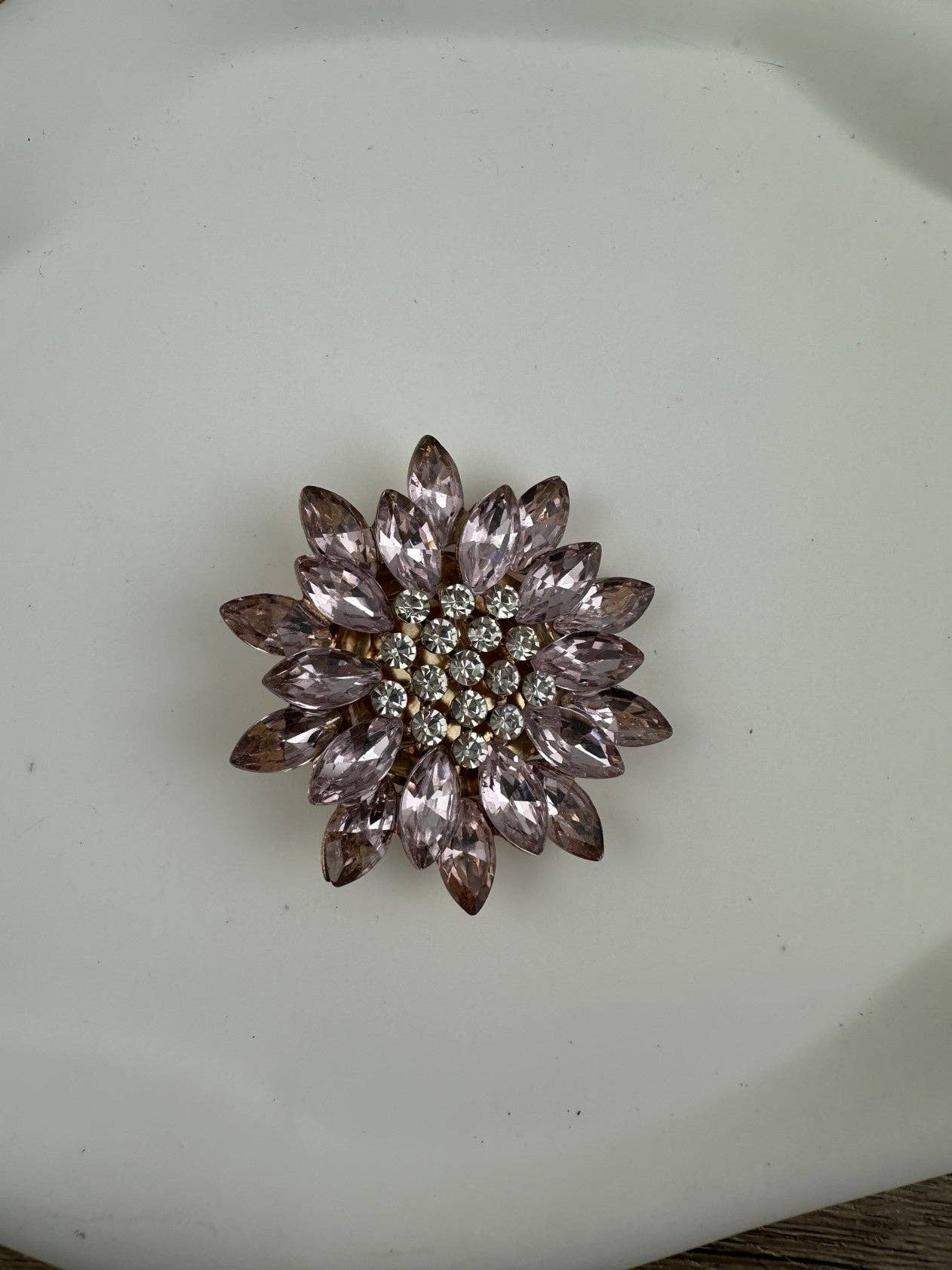 Alloy Crystal Chrysanthemum Brooch PA5640: White