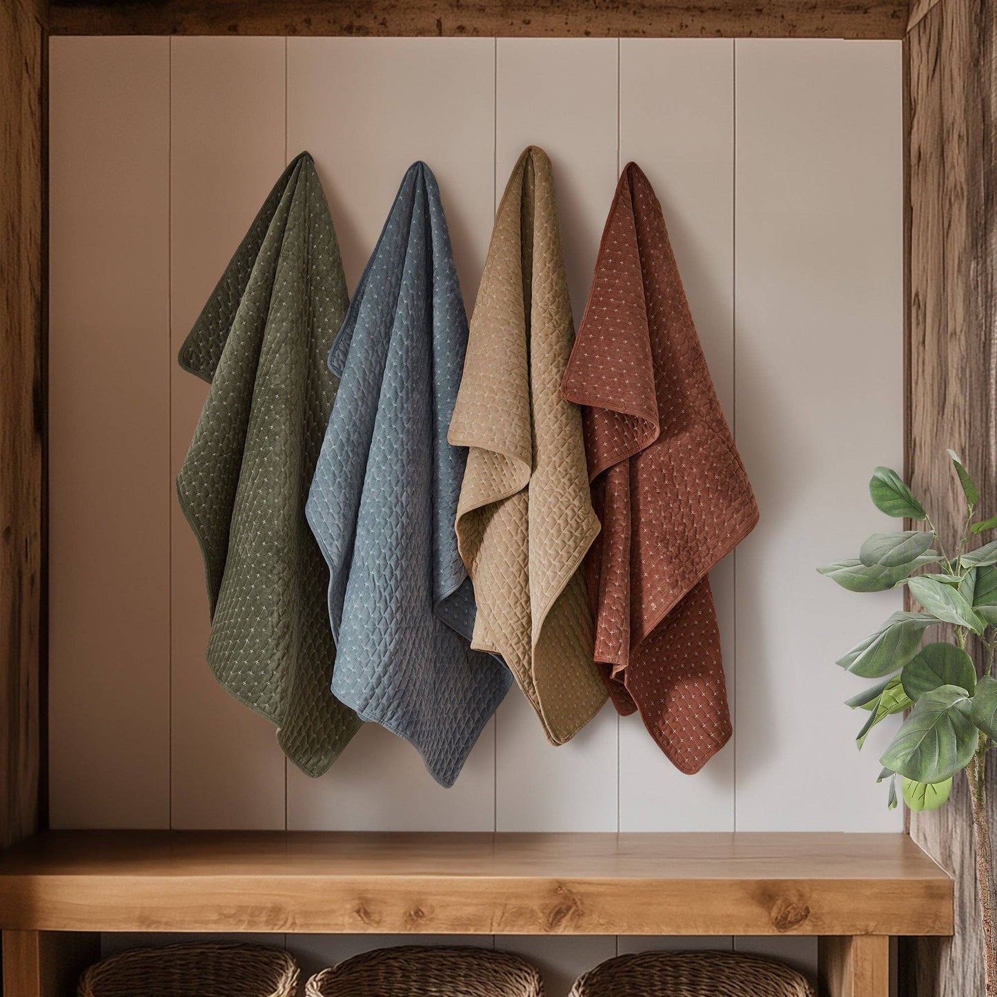 Green-Velvet Stitch Quilted Throw