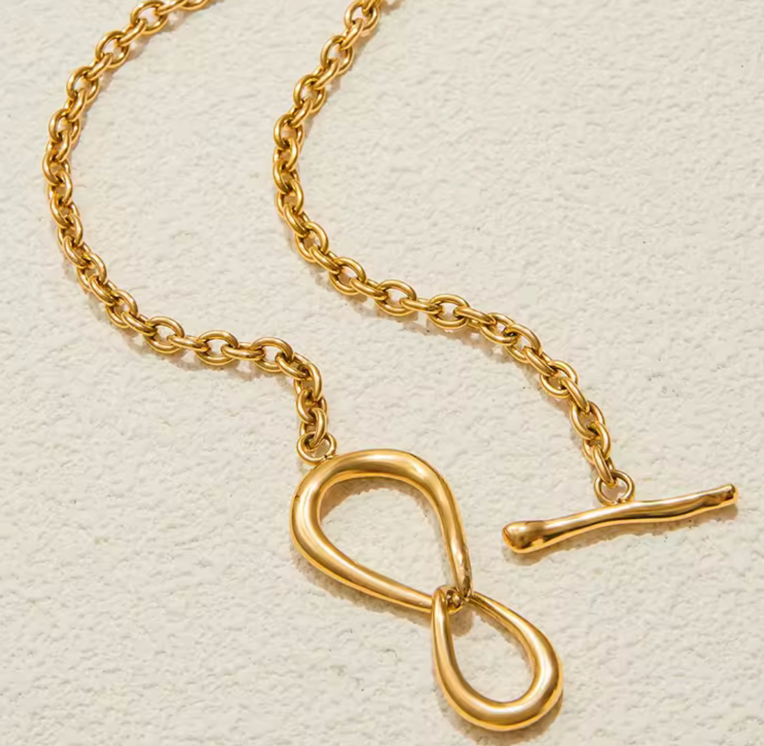 Knotted Up Toggle Link Necklace 18K Gold- Waterproof