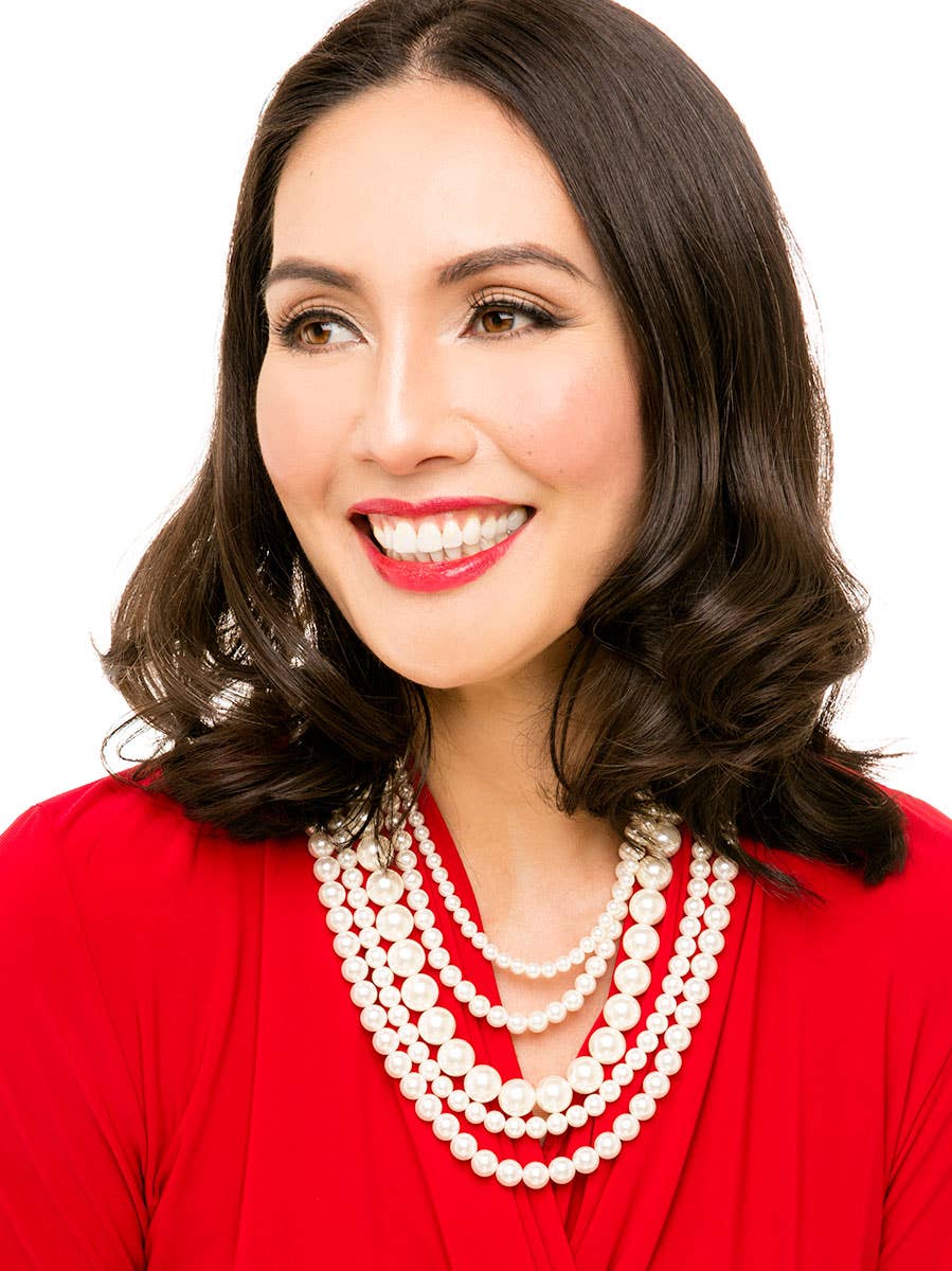 5 Strand Pearl Necklace: Pearl