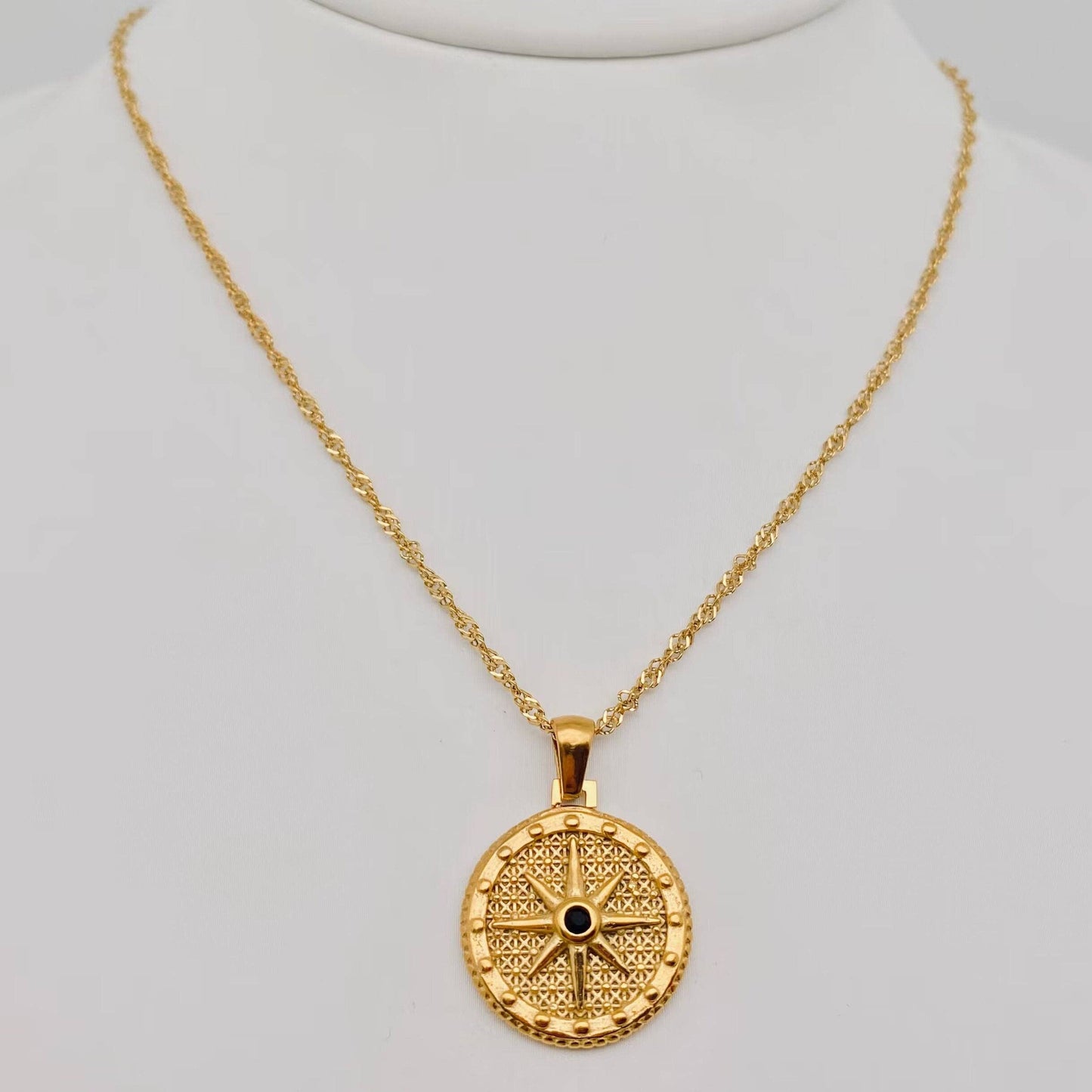 18K Gold Plated Round Star Pendant Necklace - FGS/MS