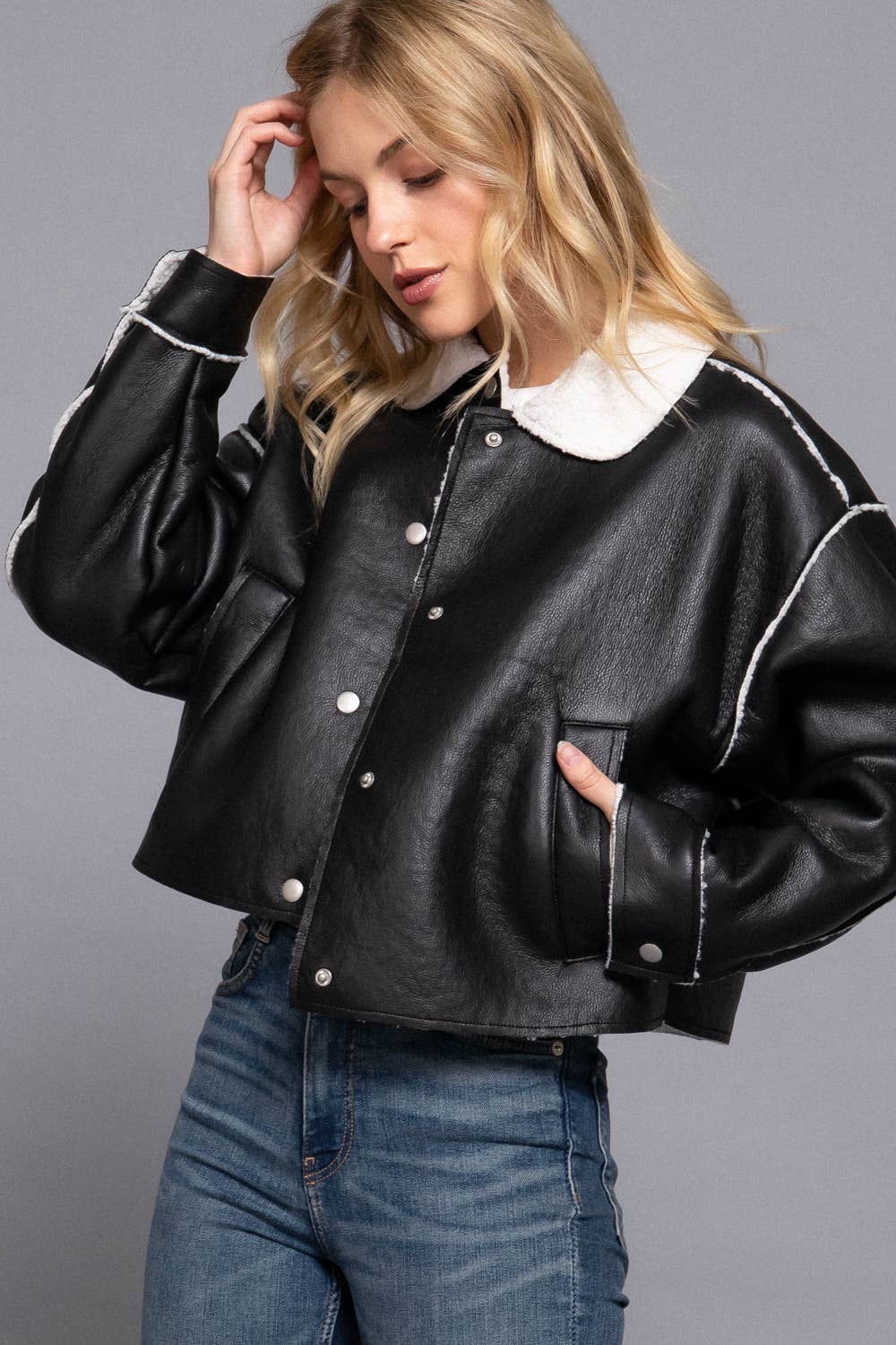 Long Sleeve Faux Leather Inner Fur Jacket: BLK-black / S