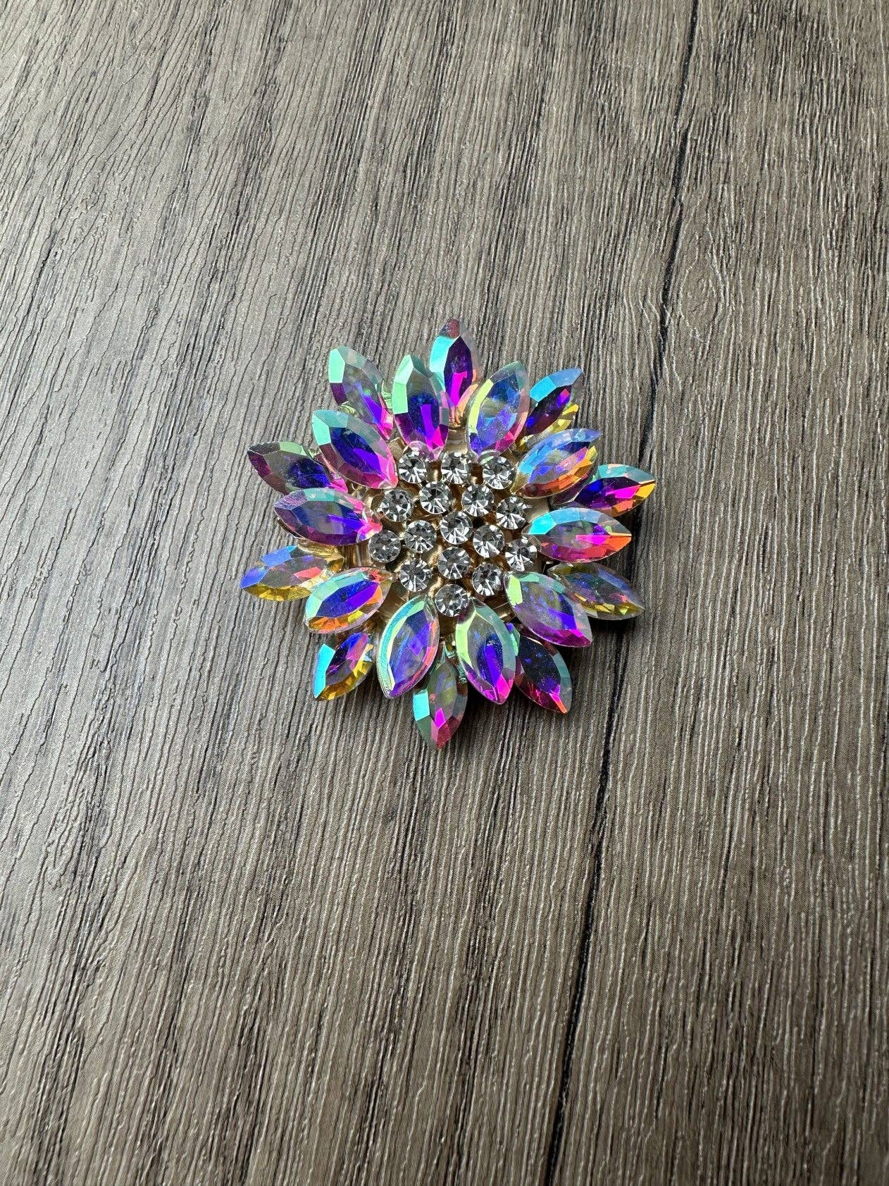 Alloy Crystal Chrysanthemum Brooch PA5640: White