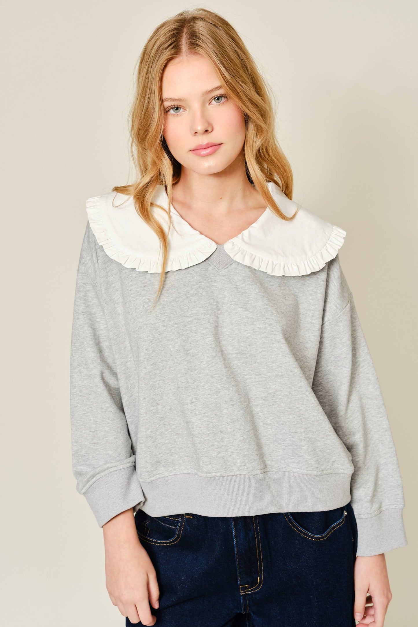 L: REMOVABLE PETER PAN COLOR SWEATSHIRT