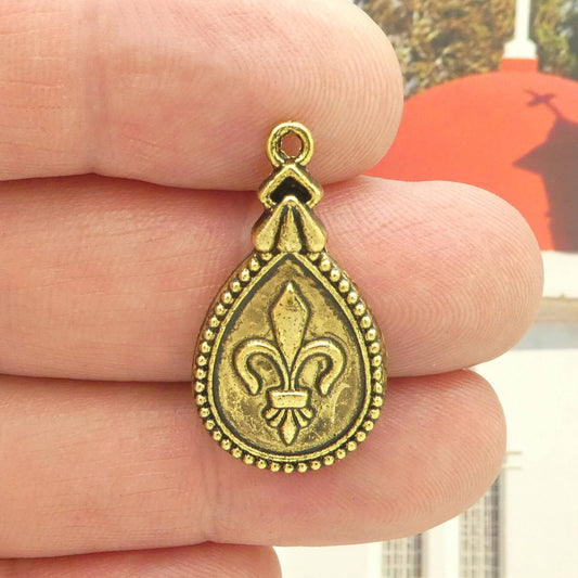 5 Gold Fleur De Lis Charm Pendant by TIJC SP0690