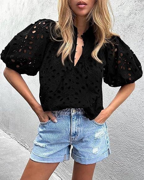 Eyelet high neck short sleeve blouse: White / XL
