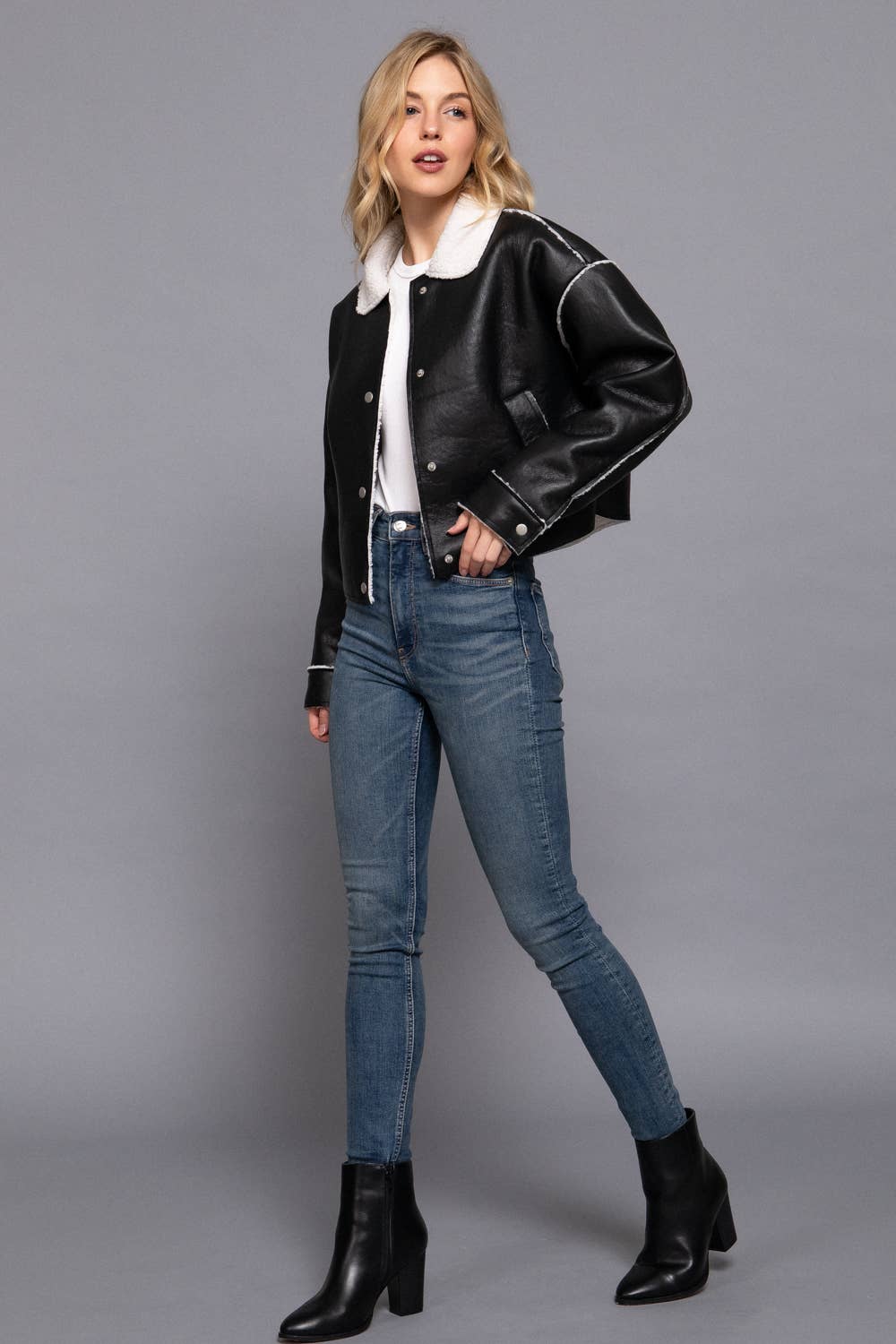 Long Sleeve Faux Leather Inner Fur Jacket: BLK-black / S