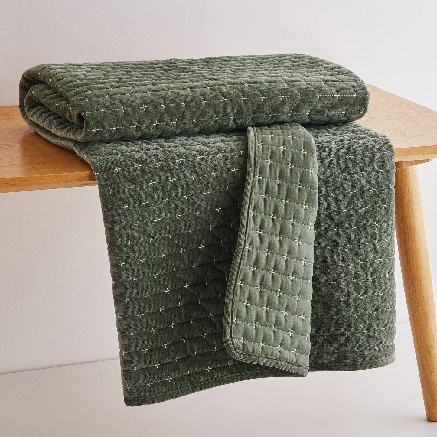 Green-Velvet Stitch Quilted Throw