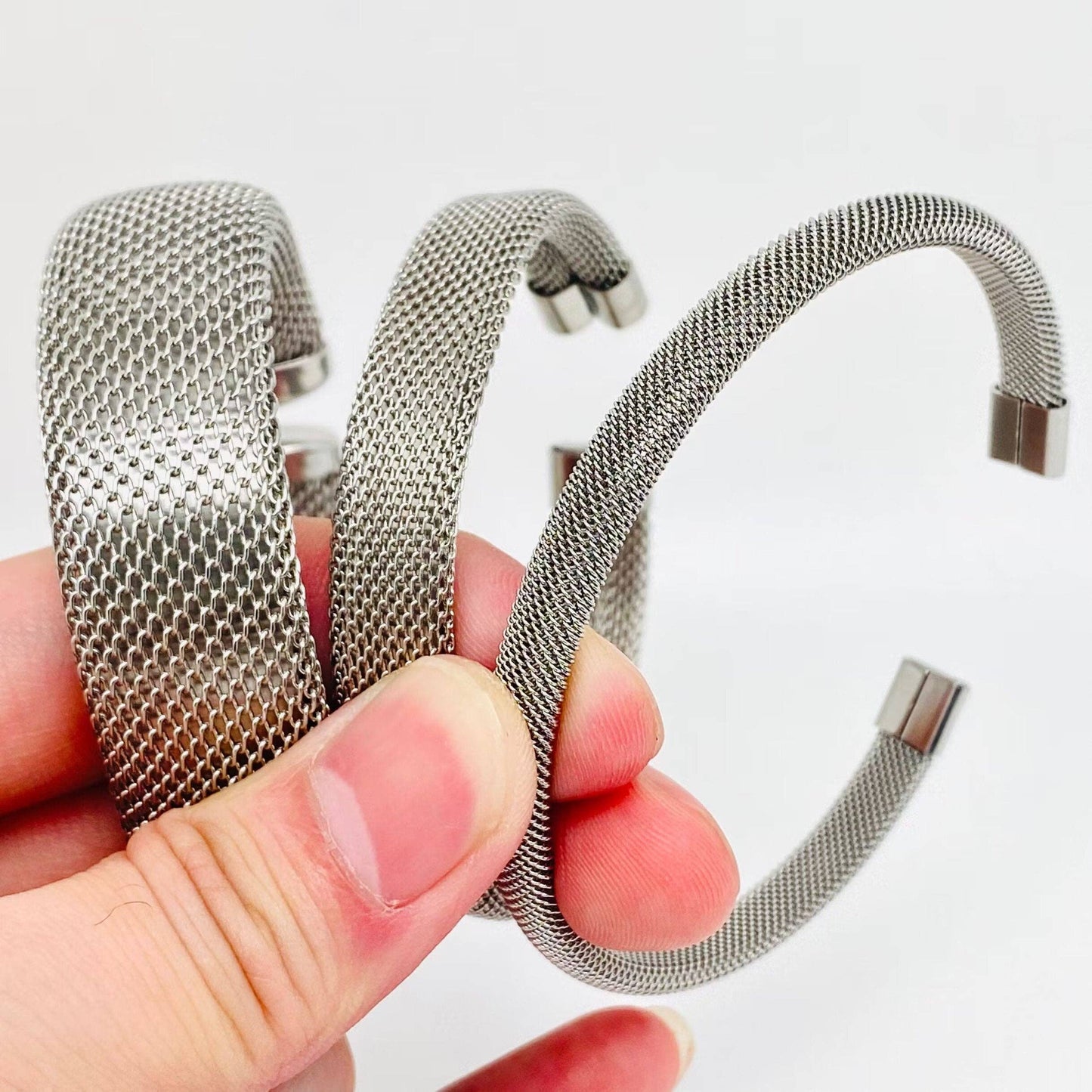Stainless Steel Wire Opening Adjustable Bangle