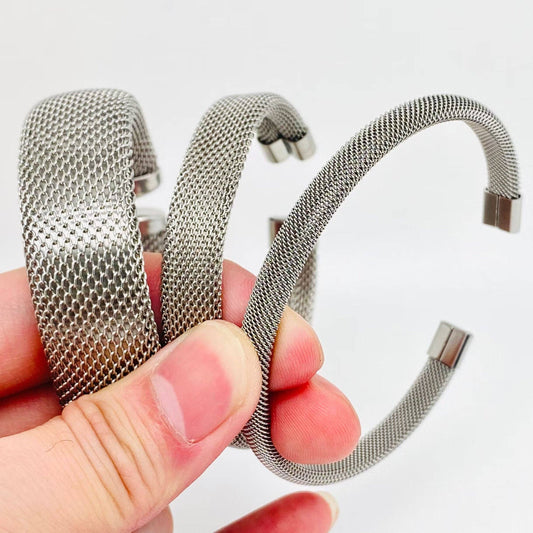 Stainless Steel Wire Opening Adjustable Bangle