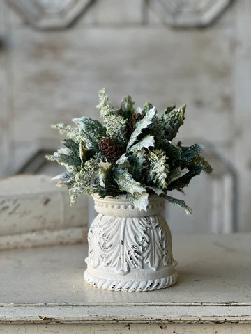 Relevare Candle Holder