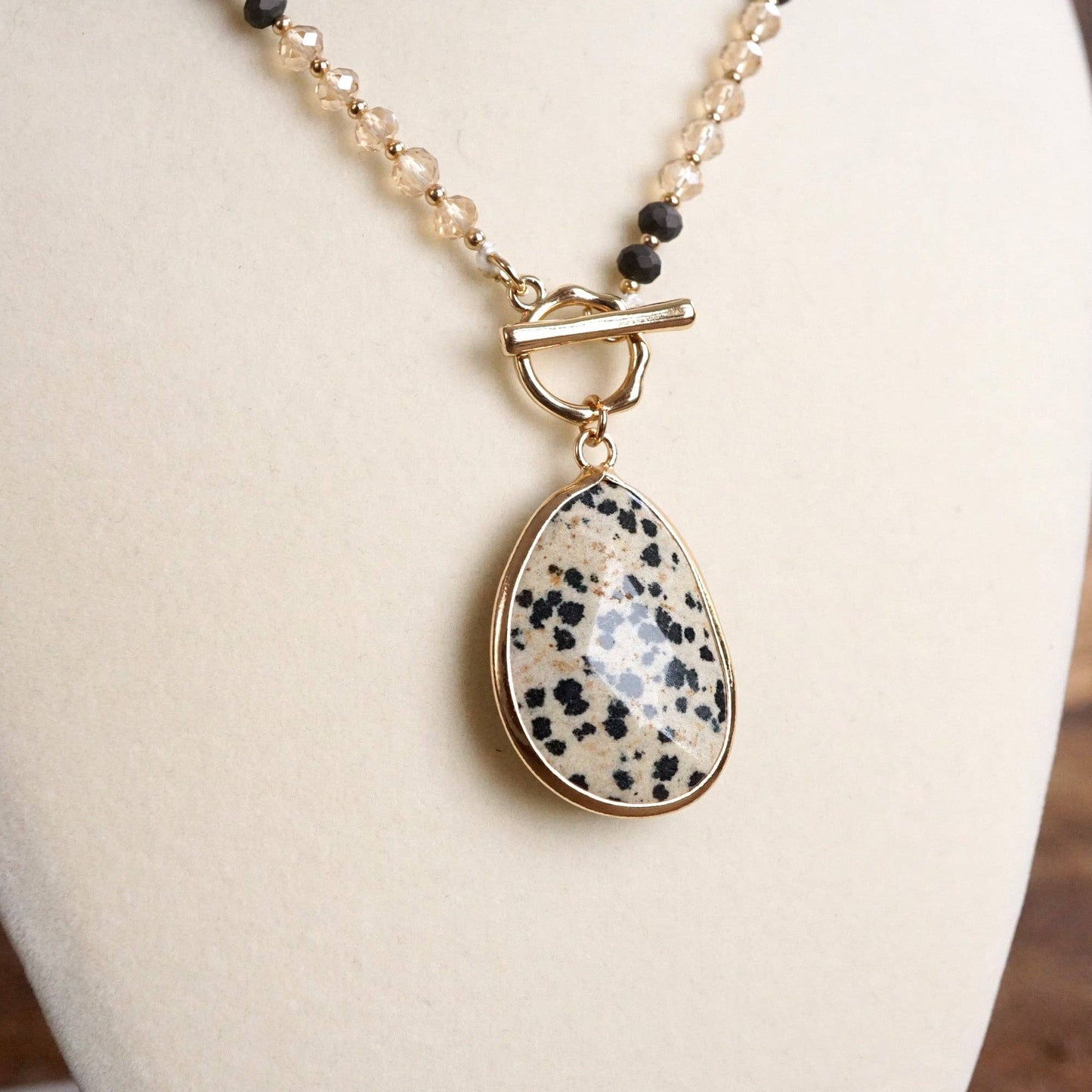 Short Beaded Necklace with Semi-Precious Teardrop Stone Pendant: Gray