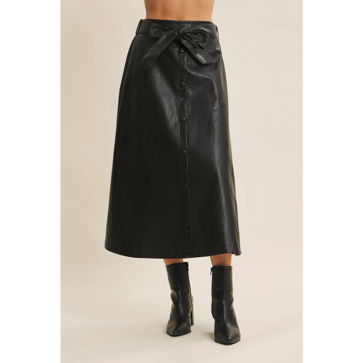 VEGAN LEATHER BELTED BUTTON-FRONT A-LINE MIDI SKIRT: BLACK / M