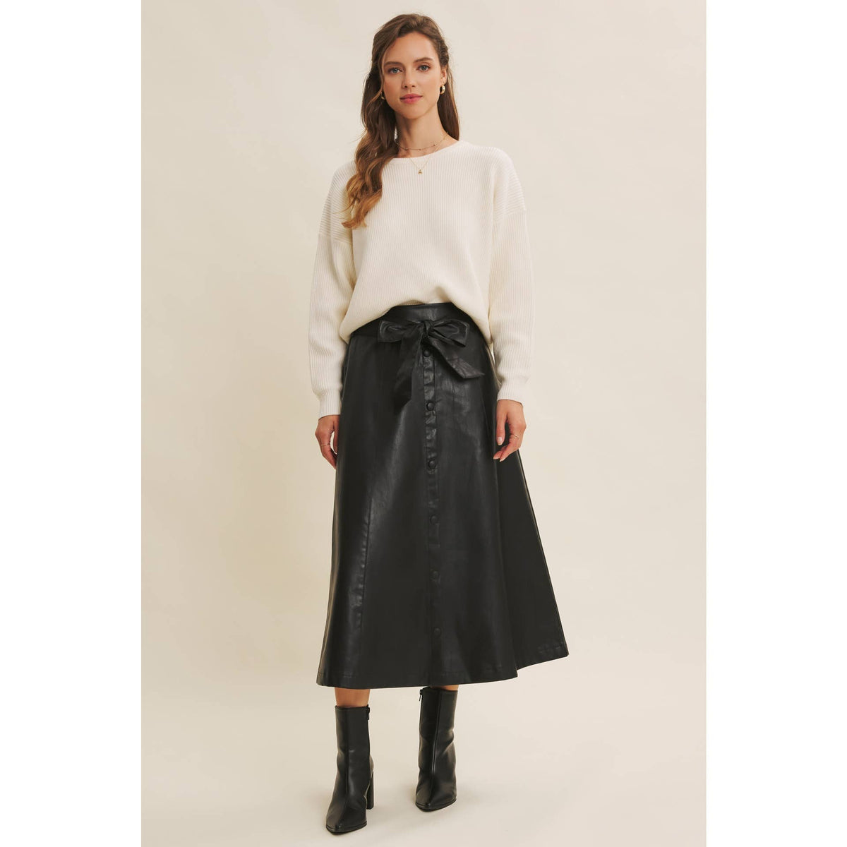 VEGAN LEATHER BELTED BUTTON-FRONT A-LINE MIDI SKIRT: BLACK / S