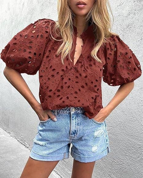 Eyelet high neck short sleeve blouse: White / XL