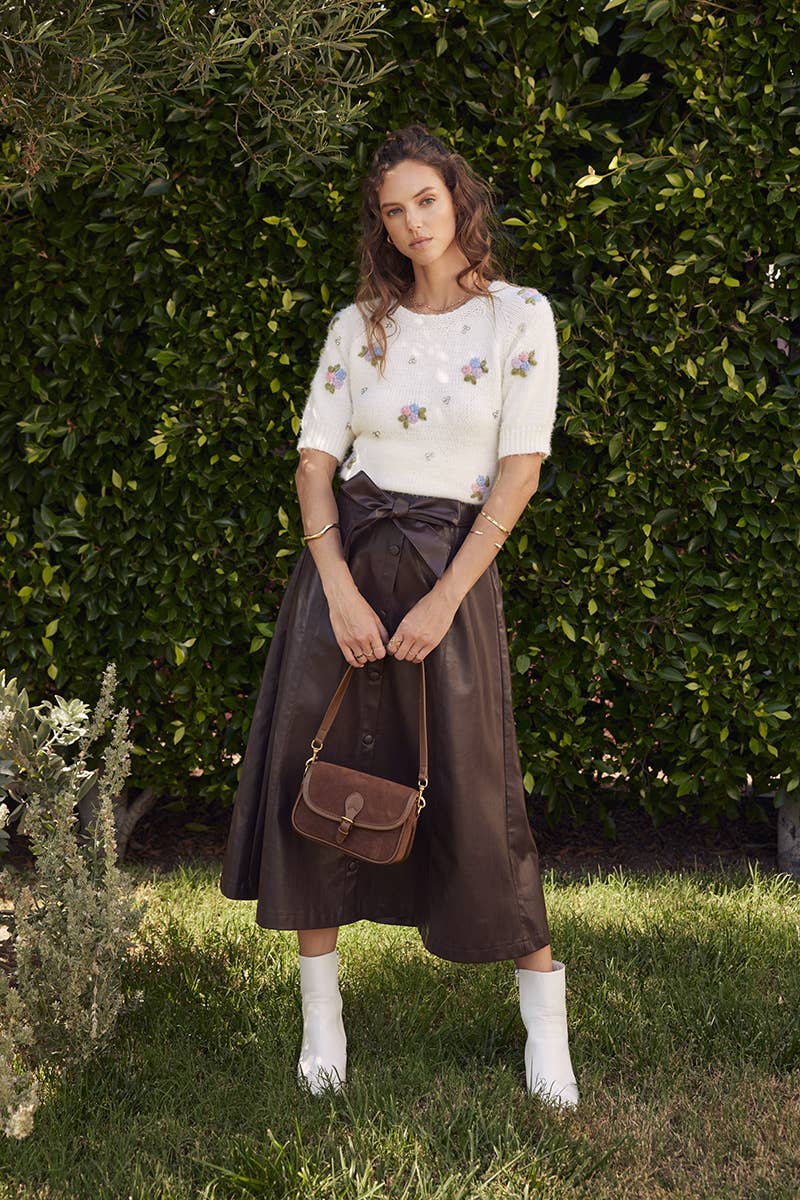VEGAN LEATHER BELTED BUTTON-FRONT A-LINE MIDI SKIRT: BLACK / L