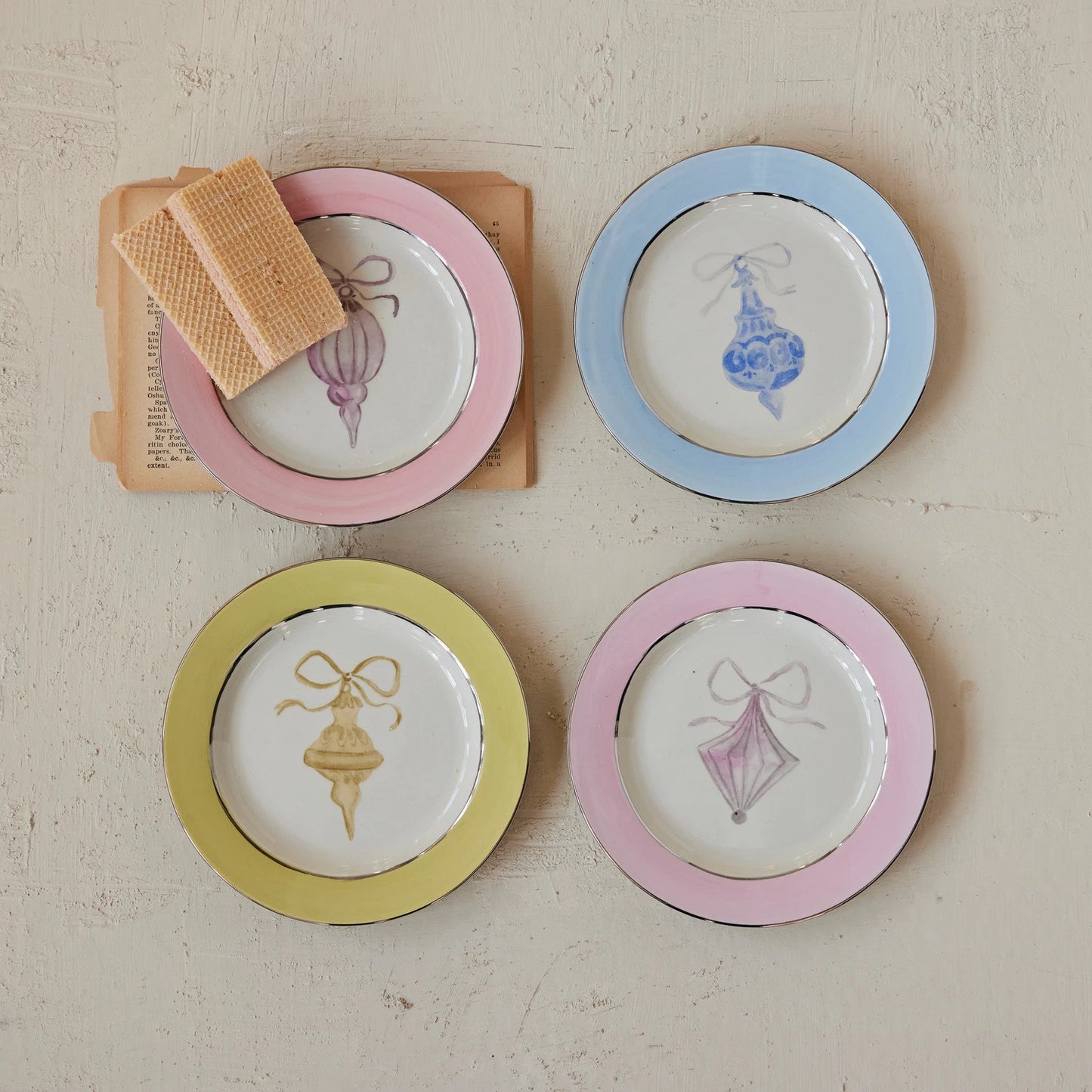 Finial Stoneware Plate with Ornament Image & Electroplated Edges, 4 Styles